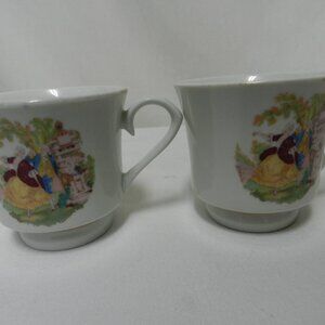 Romeo & Julieta Vintage Porcelain pedestal Tea Cup Mug Set 2 Juliet